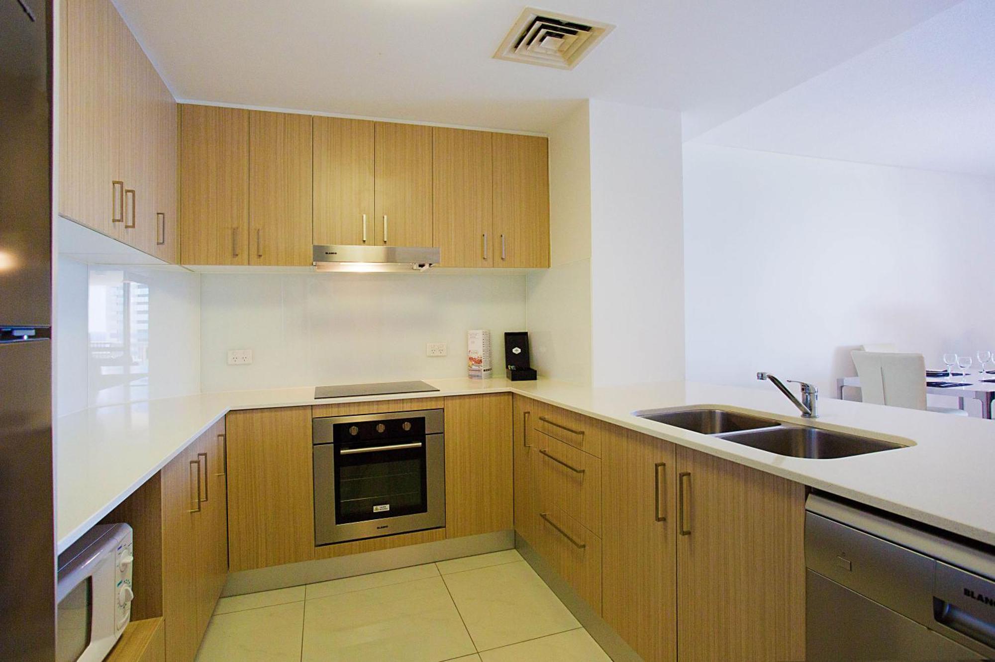 Paradise Centre Apartments Managed By Gchs โกลด์โคสต์ ภายนอก รูปภาพ